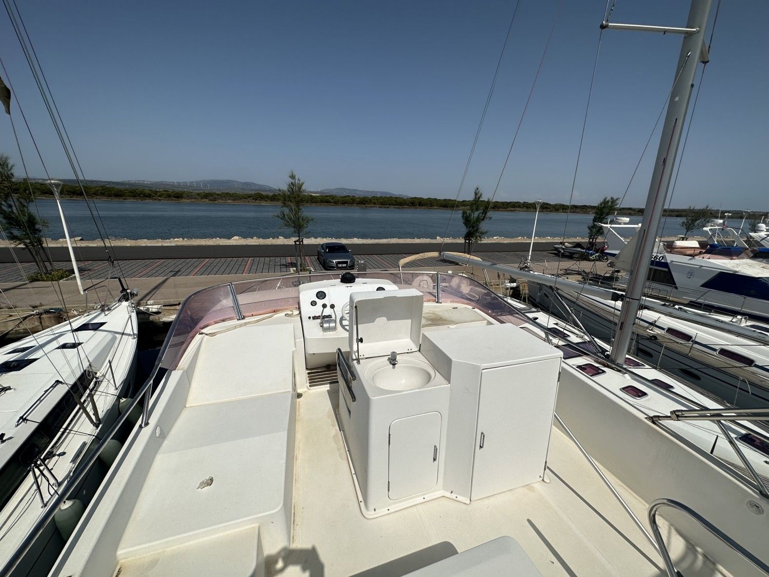 slider 6 Dyna Yacht  50